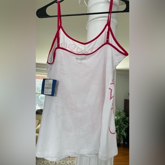 Disney women’s Micky Hearts camisole tank top with adjustable strap size large - Picture 2 of 4